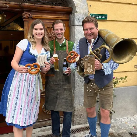 Zur Sonne Szálloda *